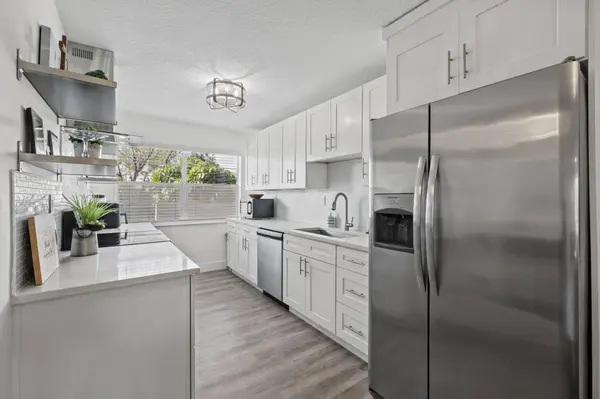 8105 NW 61ST ST #A203, Tamarac, FL 33321