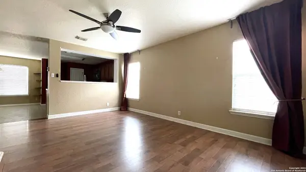 11211 ANCIENT COACH, San Antonio, TX 78213-1214