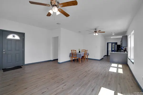 1410 Hicks avenue, San Antonio, TX 78210