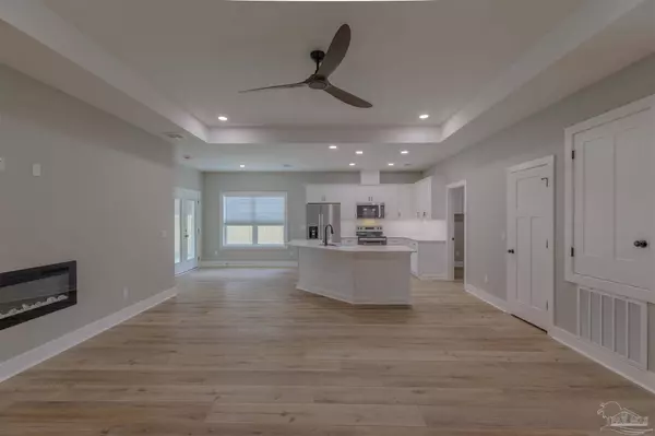 118 Rue Max St, Pensacola, FL 32507