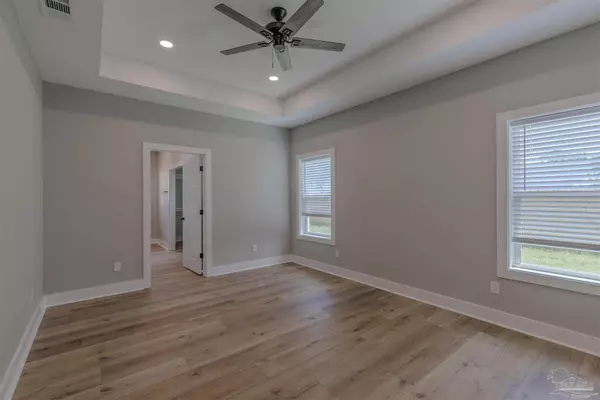 118 Rue Max St, Pensacola, FL 32507