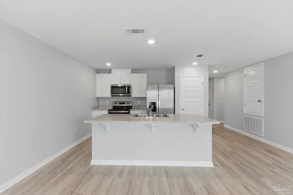 4418 Tiger Oak Ct, Pace, FL 32571