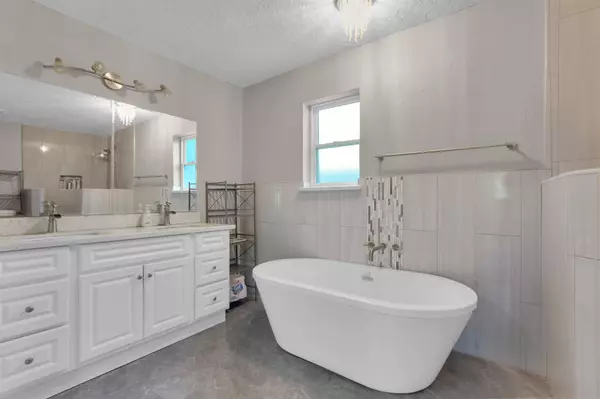 12202 Roandale DR, Houston, TX 77048