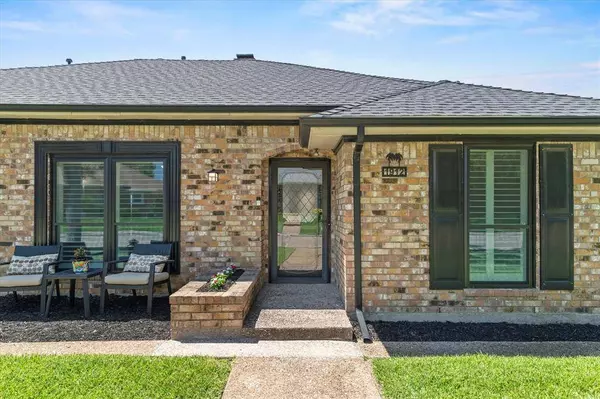 1912 Chesham Drive, Carrollton, TX 75007