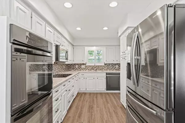 1912 Chesham Drive, Carrollton, TX 75007