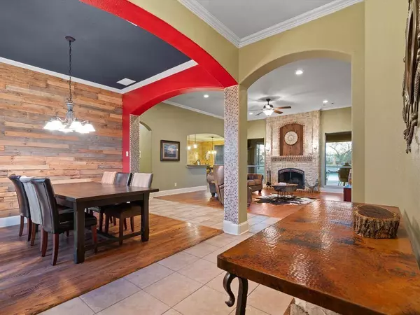 7710 Fall Creek Road, Terrell, TX 75160