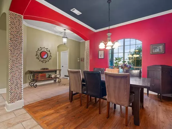 7710 Fall Creek Road, Terrell, TX 75160