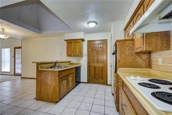 1104 Wimbledon Lane, Plano, TX 75075