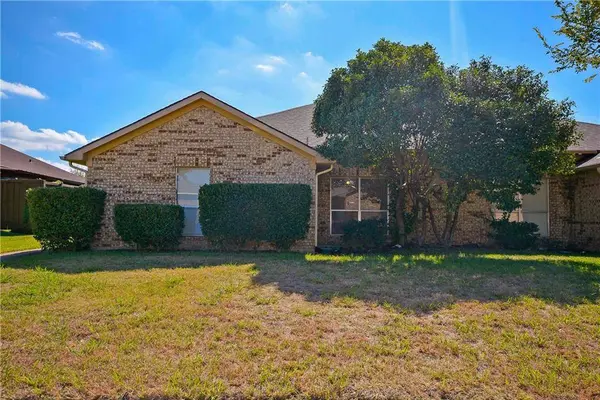 1104 Wimbledon Lane, Plano, TX 75075