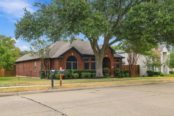 906 Homestead Trail, Allen, TX 75002