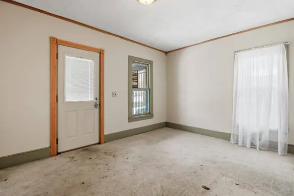 316 E Division Street, Dowagiac, MI 49047