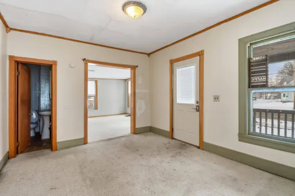 316 E Division Street, Dowagiac, MI 49047