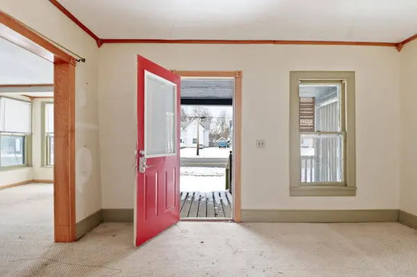 316 E Division Street, Dowagiac, MI 49047