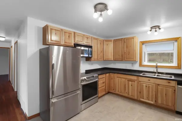 807 E Hively Avenue, Elkhart, IN 46517