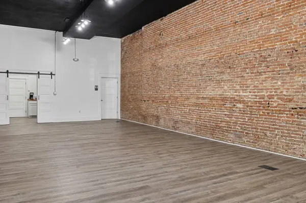 105 E Main Street, Niles, MI 49120
