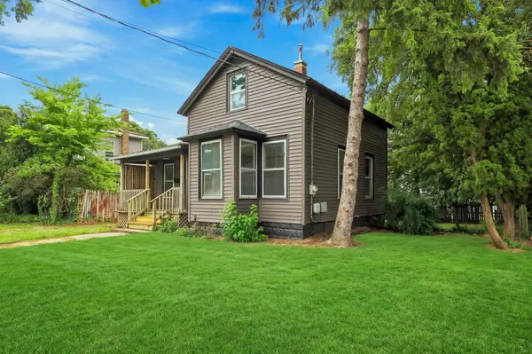 316 E Division Street, Dowagiac, MI 49047
