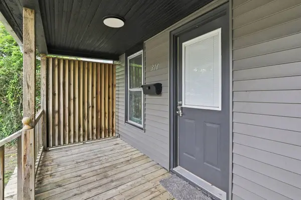 316 E Division Street, Dowagiac, MI 49047