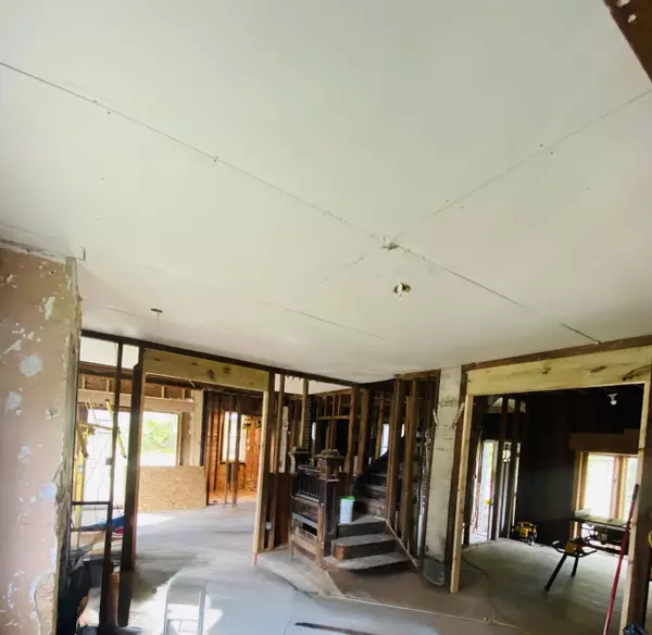 60 Graves Ave Avenue, Battle Creek, MI 49037