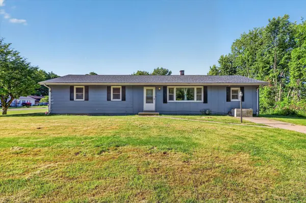 974 Emerson Avenue, Benton Harbor, MI 49022