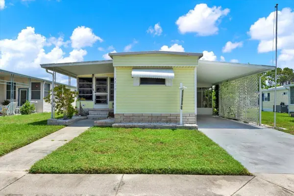 3210 HAMPSHIRE DR, Holiday, FL 34690