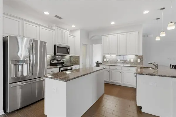 34144 SPRING OAK TRL, Wesley Chapel, FL 33545