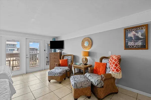 82 2ND ST #D5, Cedar Key, FL 32625