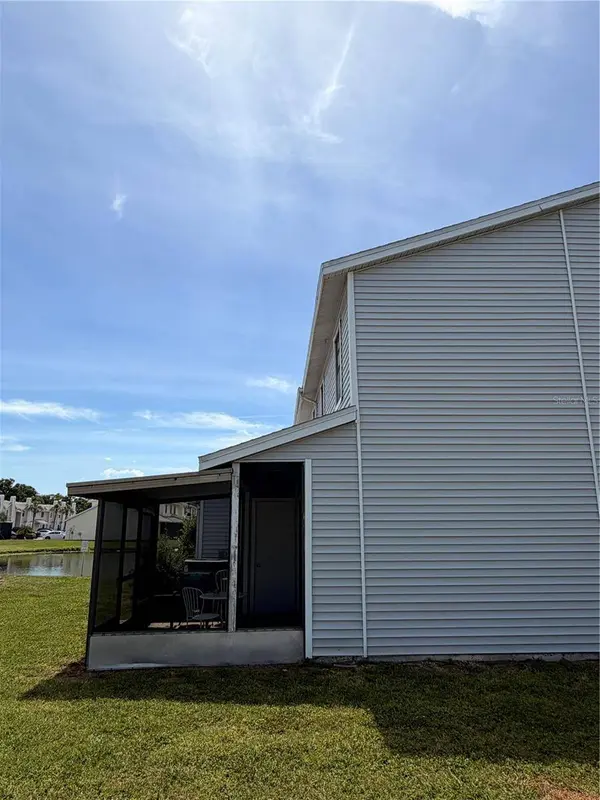 5302 LADYWELL CT, Tampa, FL 33624