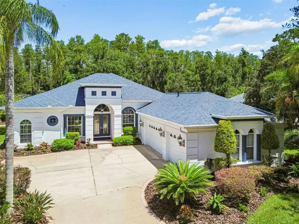 21105 LAKE VIENNA DR