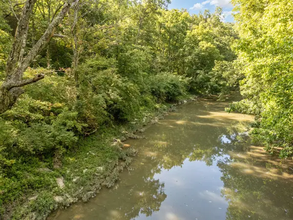 2379 Straight Shoot Road, Falmouth, KY 41040