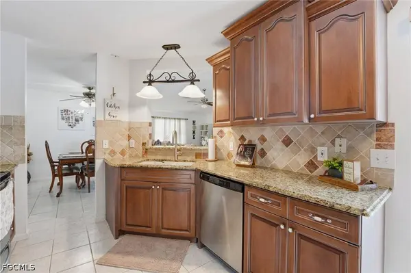 1212 SW 13th ST, Cape Coral, FL 33991