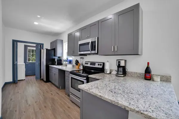 1410 Hicks avenue, San Antonio, TX 78210