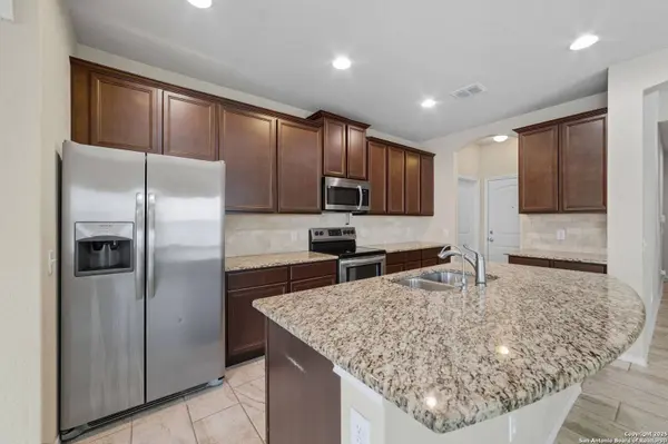 8303 Puente, San Antonio, TX 78223