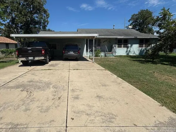 257 Glenoak, San Antonio, TX 78220