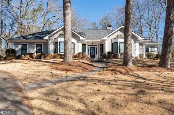 3591 Wynterset DR, Snellville, GA 30039