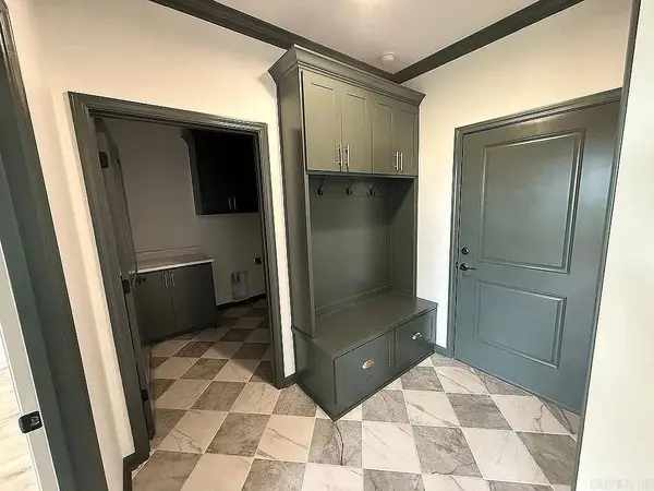 5167 Dale Rd, Benton, AR 72015