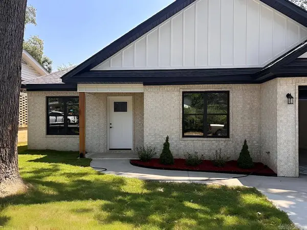 109 Chitwood Street, Hot Springs, AR 71913