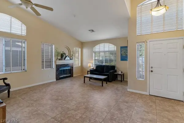 1076 Coral Desert DR, Las Vegas, NV 89123