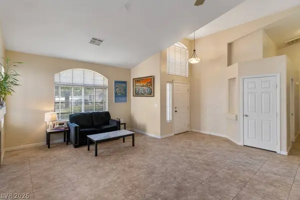 1076 Coral Desert DR, Las Vegas, NV 89123