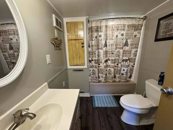 4499 Woodland Drive, Six Lakes, MI 48886