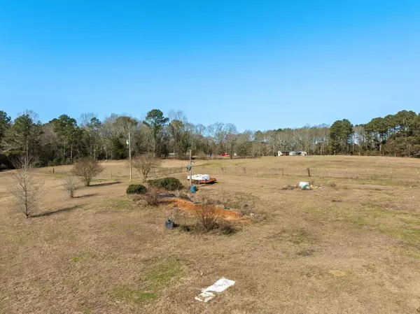 23 Wren Sam, Laurel, MS 39443