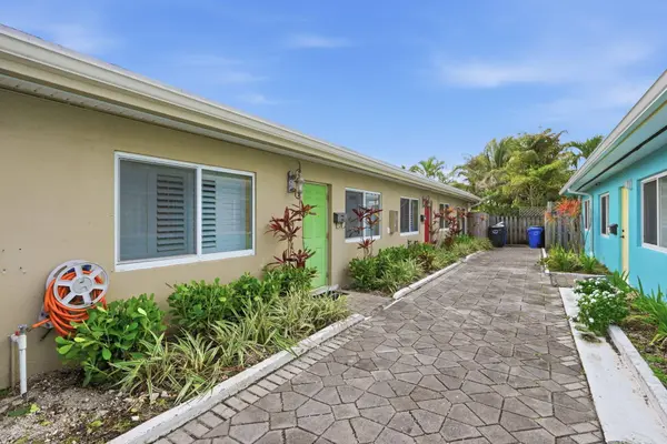1402 NE 32nd ST #A-b, Oakland Park, FL 33334