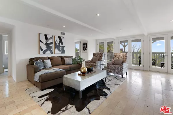 6240 Mulholland Hwy, Los Angeles, CA 90068