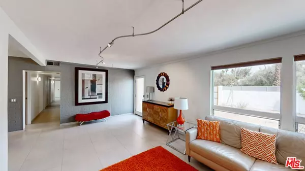 2295 Nicola Rd, Palm Springs, CA 92262