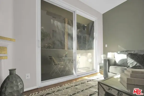 620 S Gramercy Pl #135, Los Angeles, CA 90005