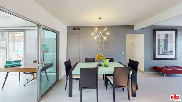 2295 E Nicola Rd, Palm Springs, CA 92262