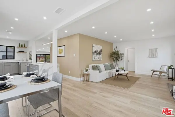 7530 Gaviota Ave, Los Angeles, CA 91406