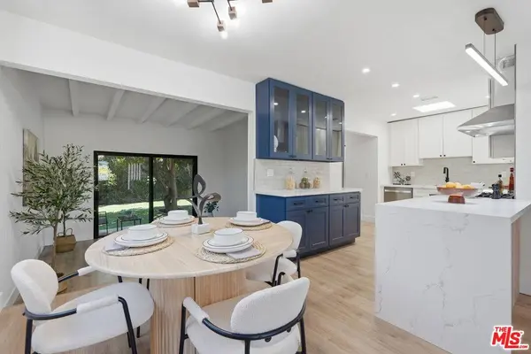 7801 Clearfield Ave, Los Angeles, CA 91402