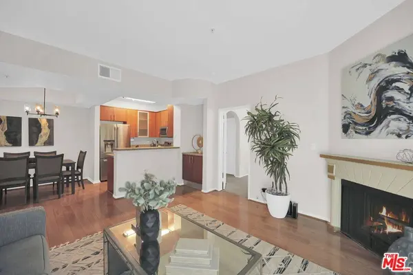 620 S Gramercy Pl #135, Los Angeles, CA 90005