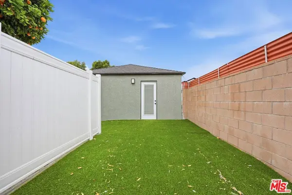 7532 Gaviota, Los Angeles, CA 91406