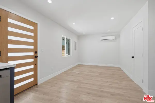 7803 Clearfield Ave, Panorama City, CA 91402